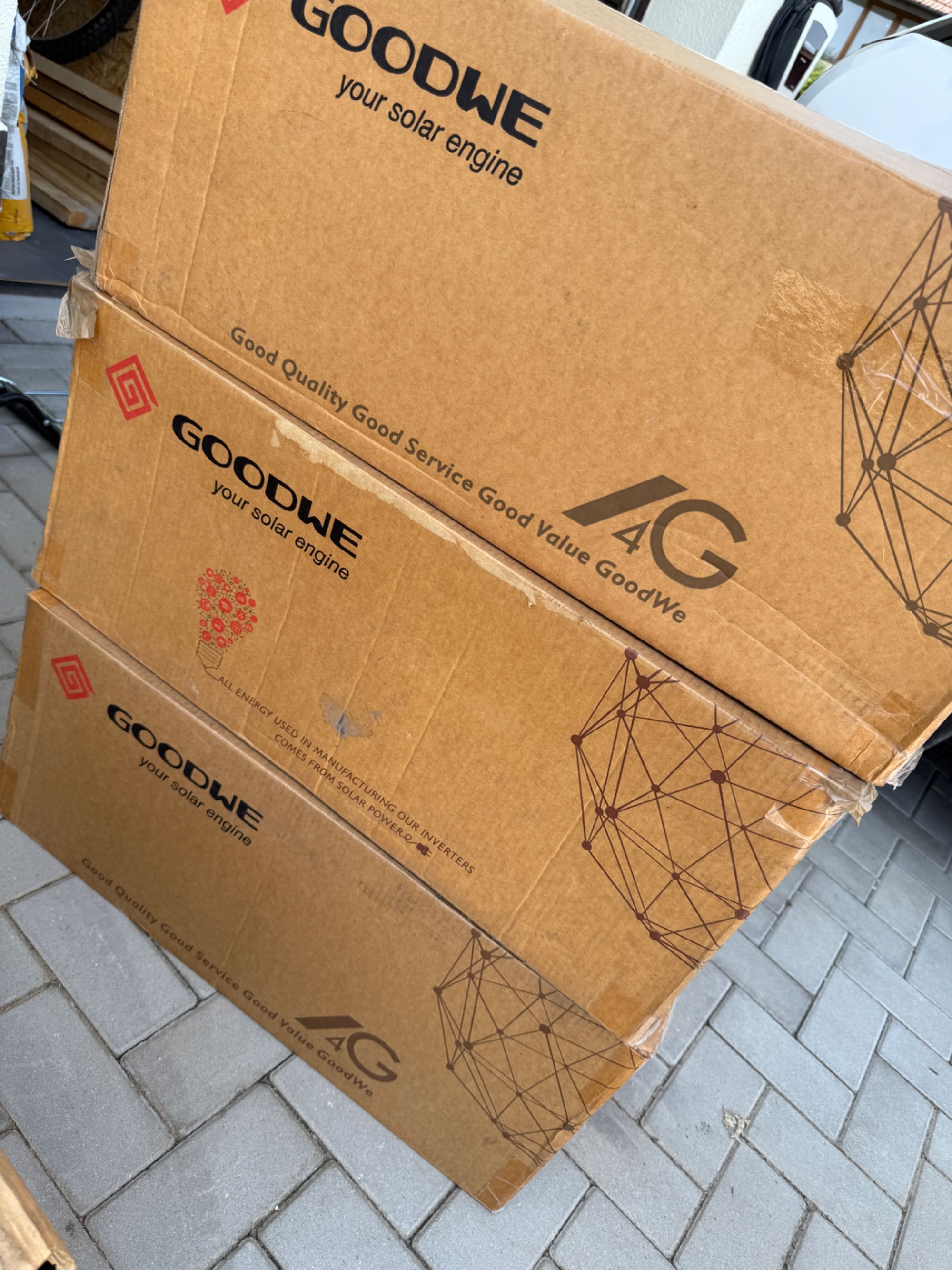 Invertoare solar diferite- Fronius, ABB, GoodWe