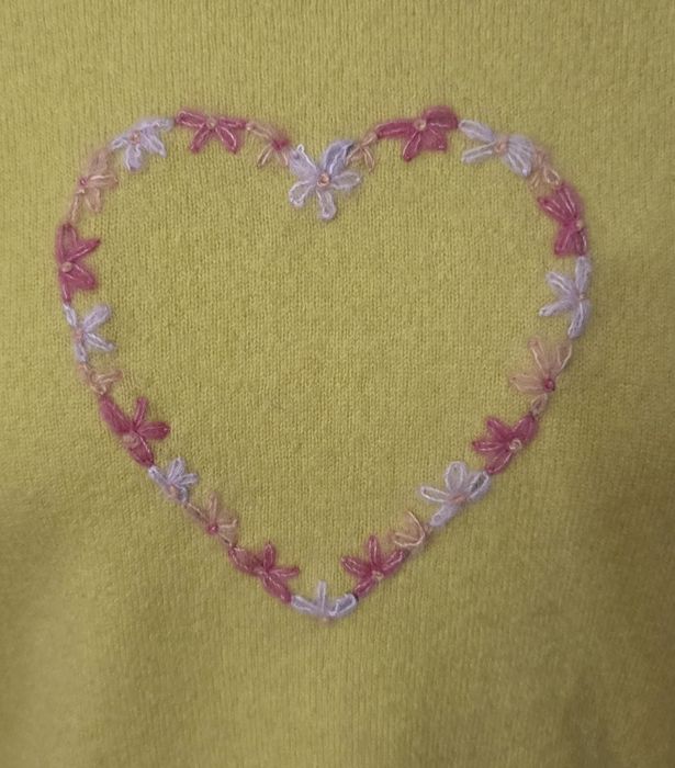 Pulover casmir +cadou Avon