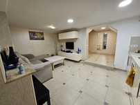 Închiriez apartament Zorilor