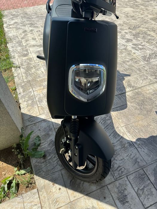 Momo Scooter by Daab Motors