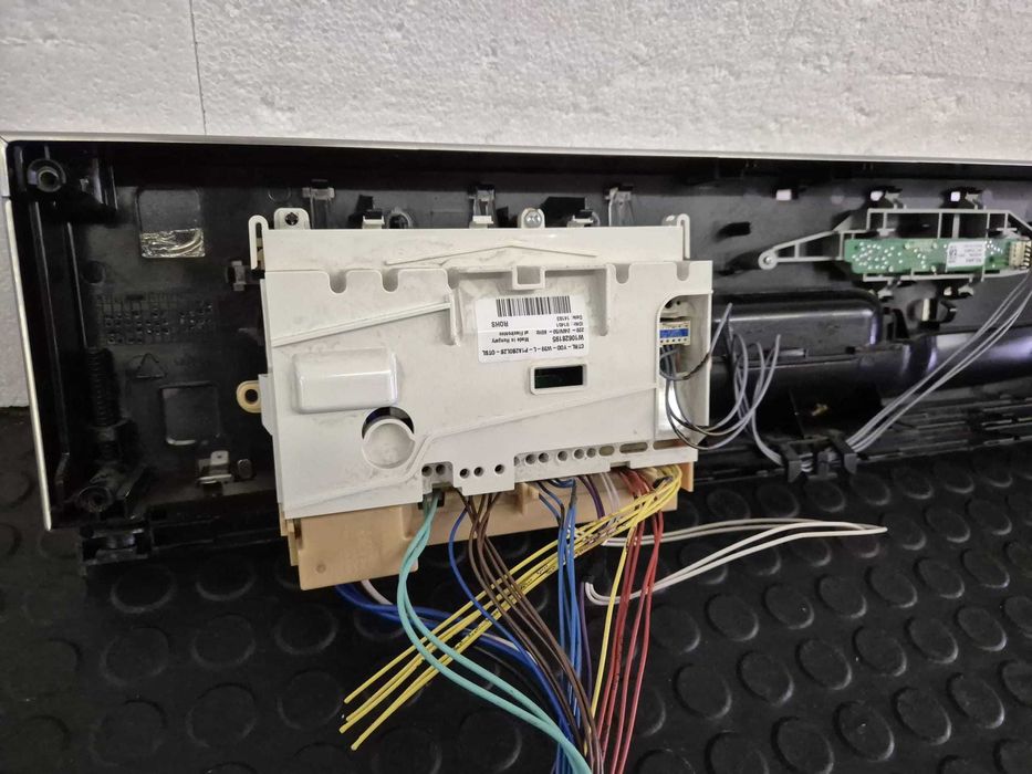 Placa electronica masina de spalat vase Whirlpool ADG5220IX / R23
