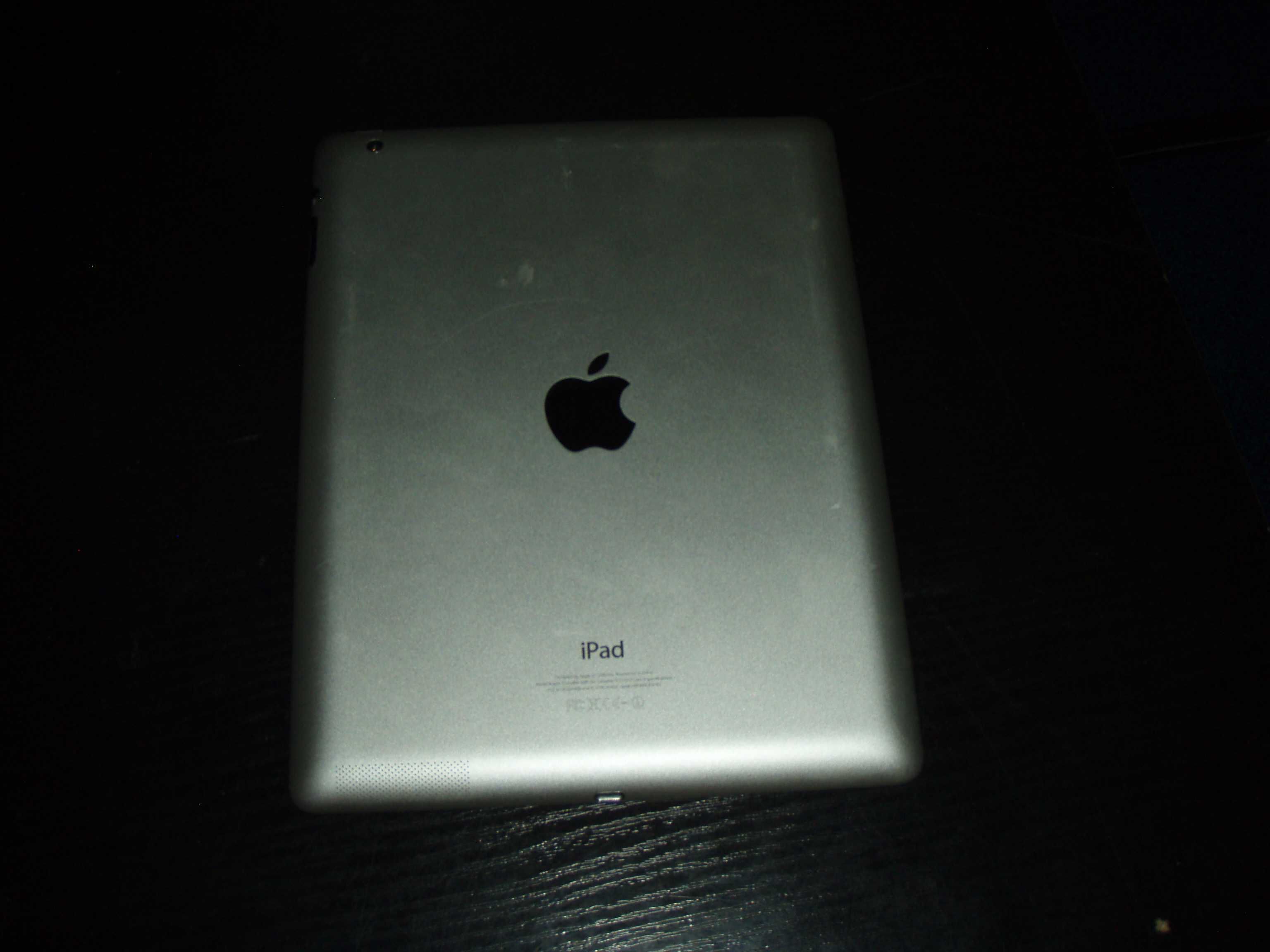 Tableta 9.7" Ipad 4 16 Gb Wifi A1458 functionala, fara cont, fara pin