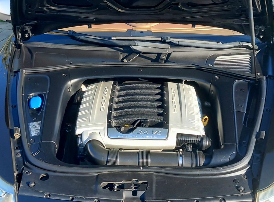 Porsche cayenne 2008