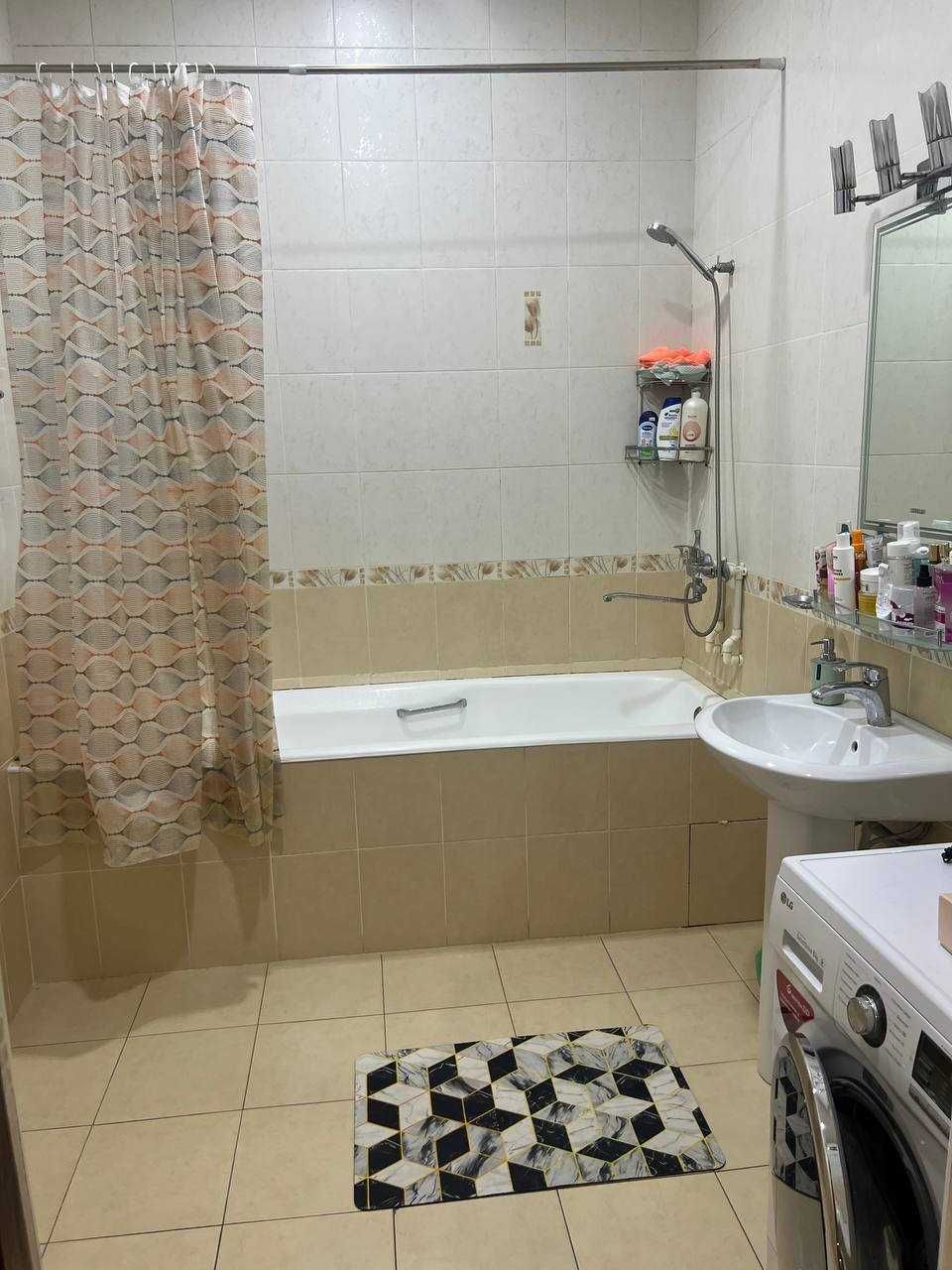 Банковская ! Дархан ул.Кори Ниязий рядом Б/Ц "Инконель" 128 м² 2\3\5