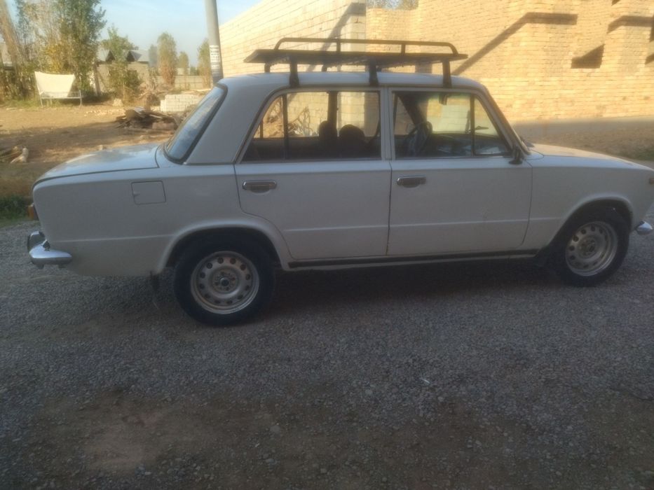 Jiguli 01 sirochna sotilad matori yaxshi faqat gazda yurad benzin yoq