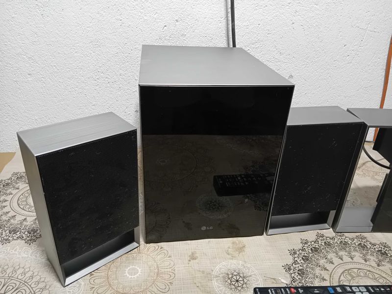 Домашно кино - LG BH5320F