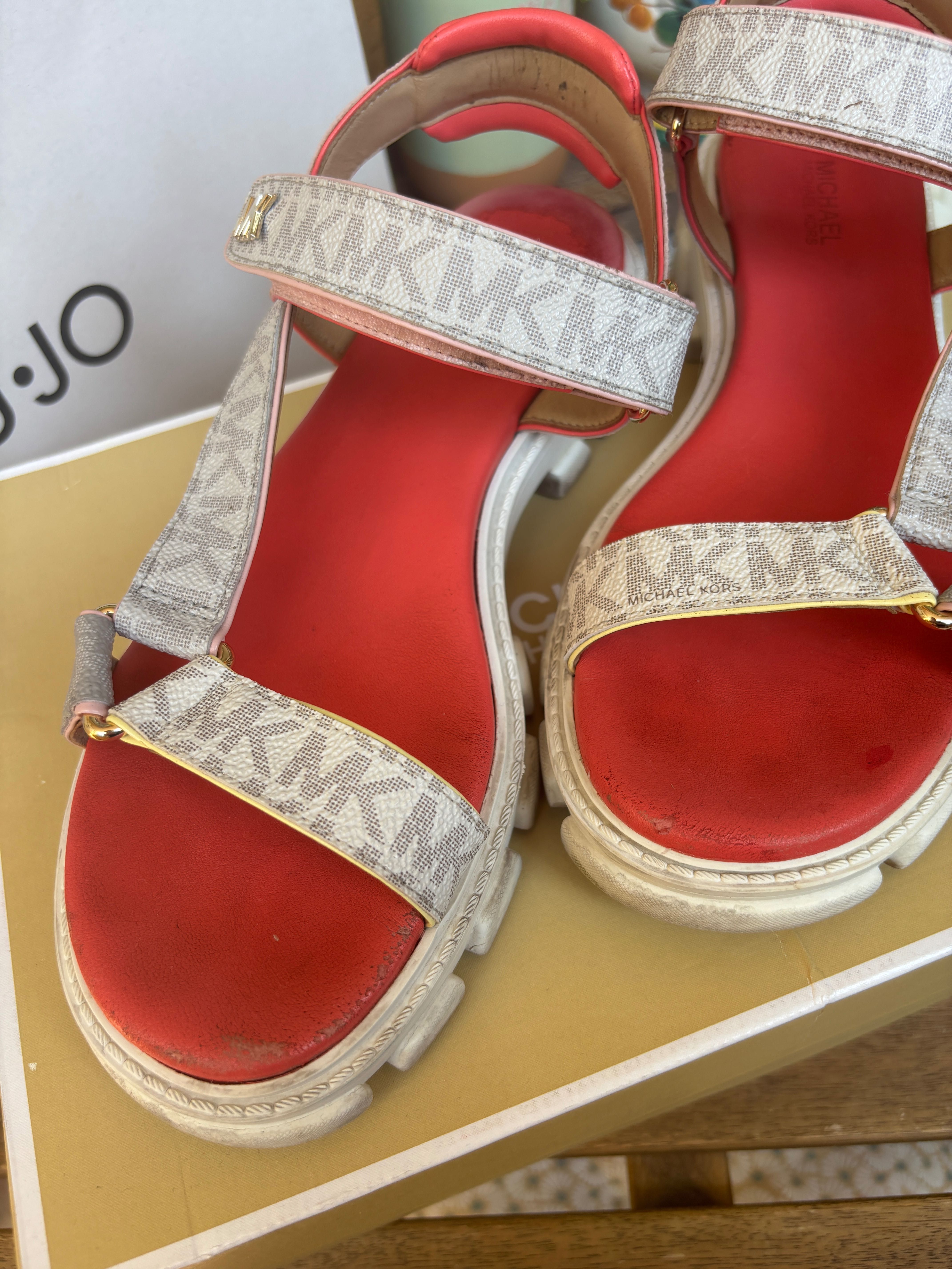 Сандали Michael Kors