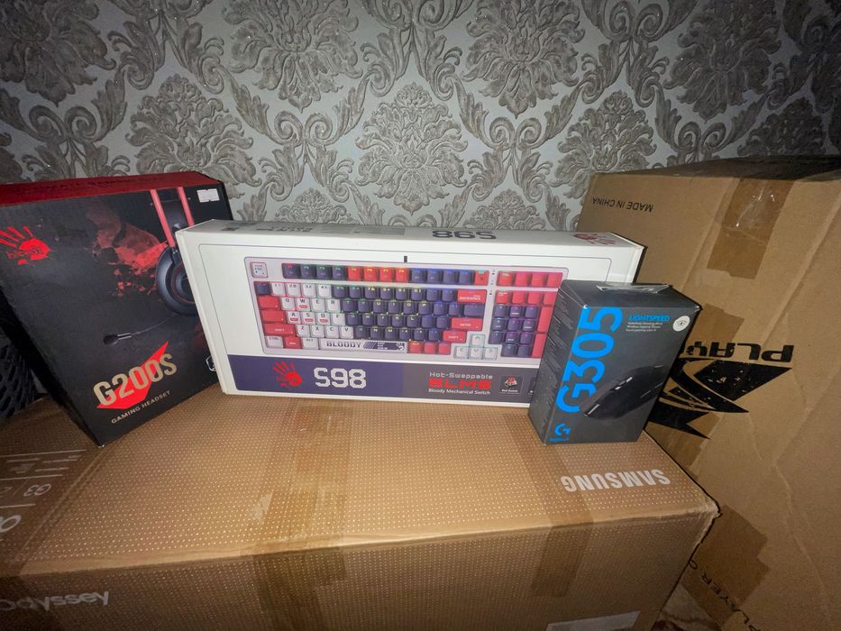 Мышь Logitech G305 LightSpeed