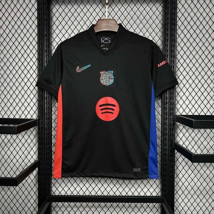 Barcelona away kit 2024-2025 (personalizabil)