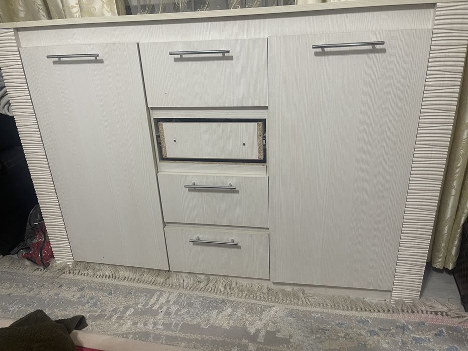 Бу шкаф сатылады 15 мын