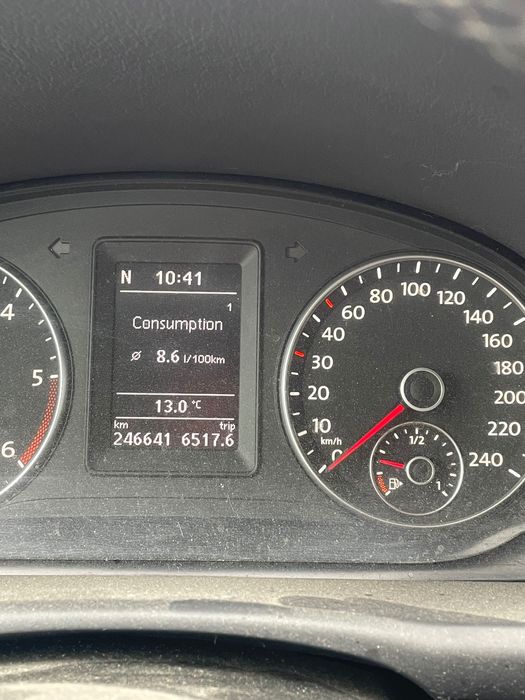 Volkswagen Touran 2011
