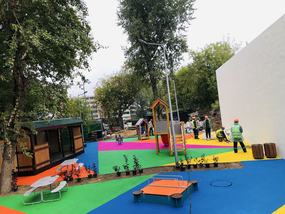 Резина коплама болалар ва спорт майдонлари учун!