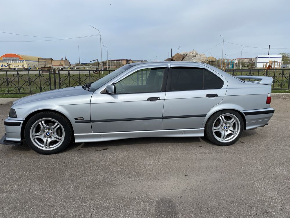 BMW E36 2.8 (M52)