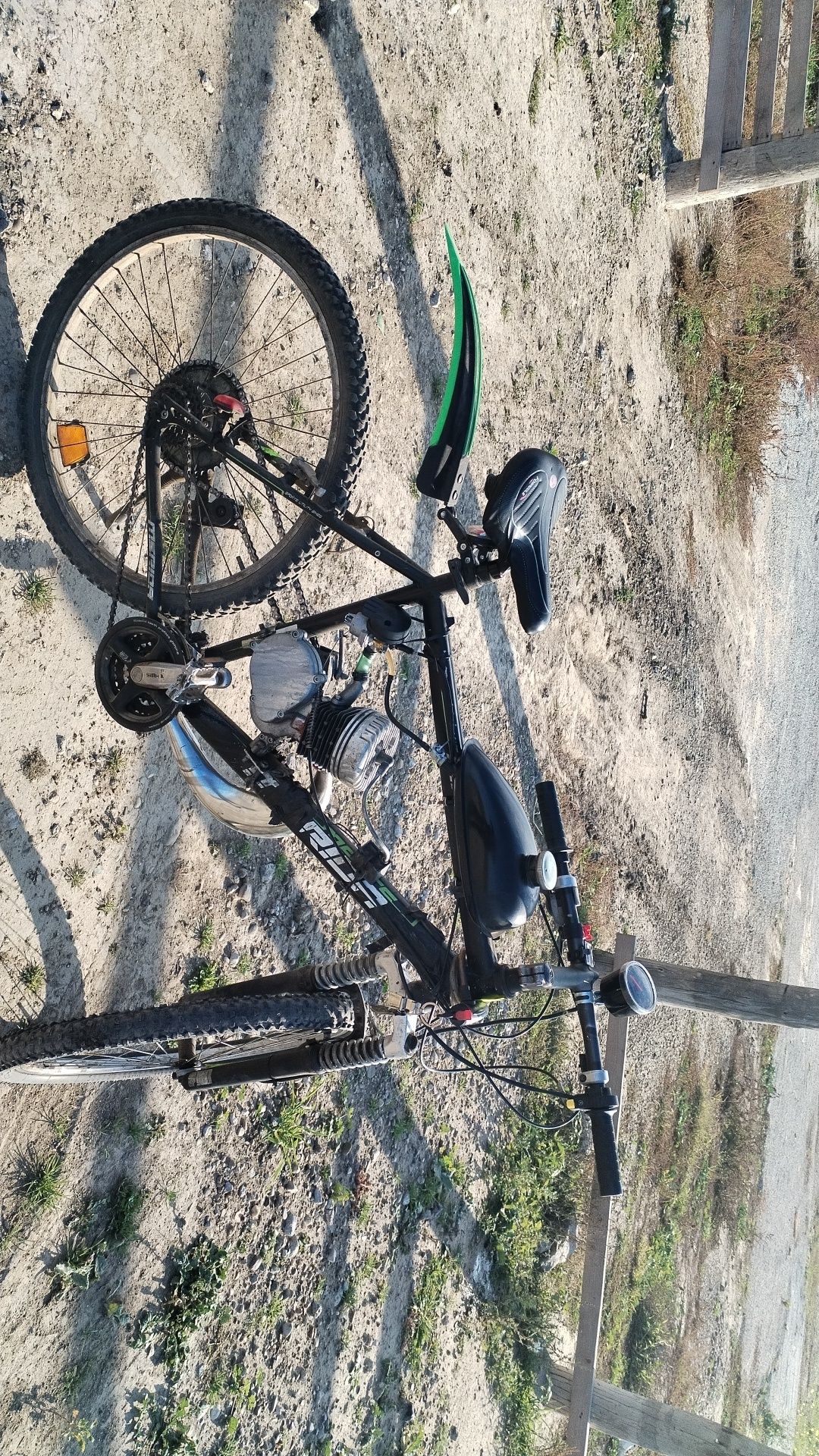 Vând motor de bicicleta 80cc tuning