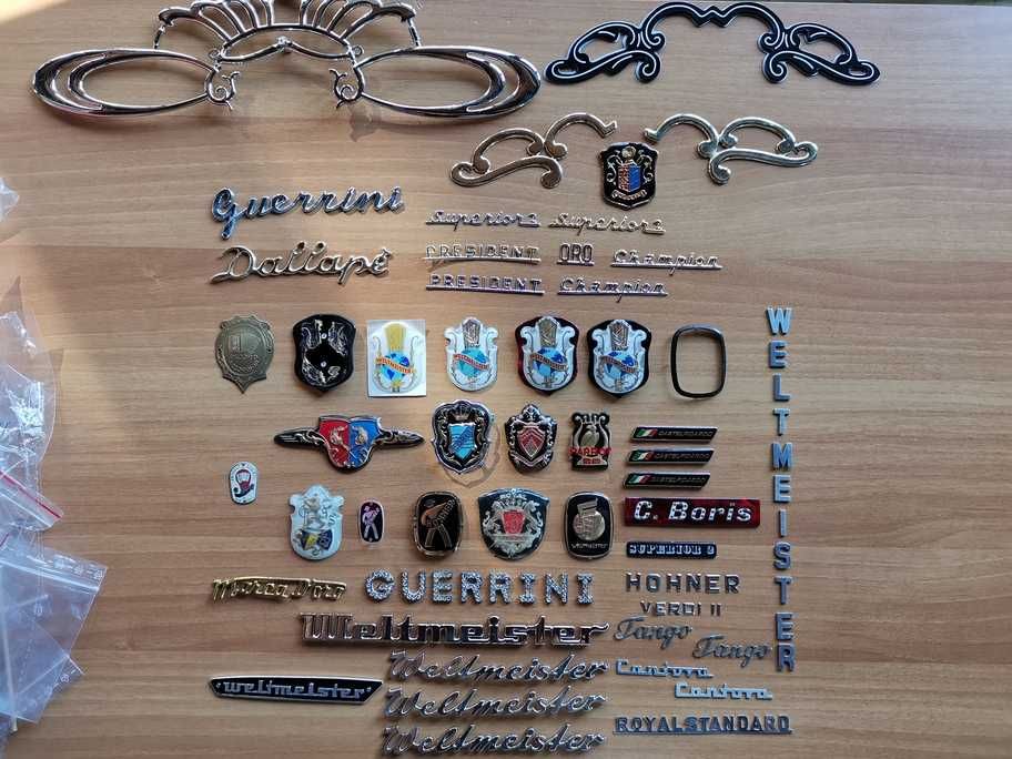 Embleme/Sigle/Steme/Ornamente_-_Acordeoane/Armonici