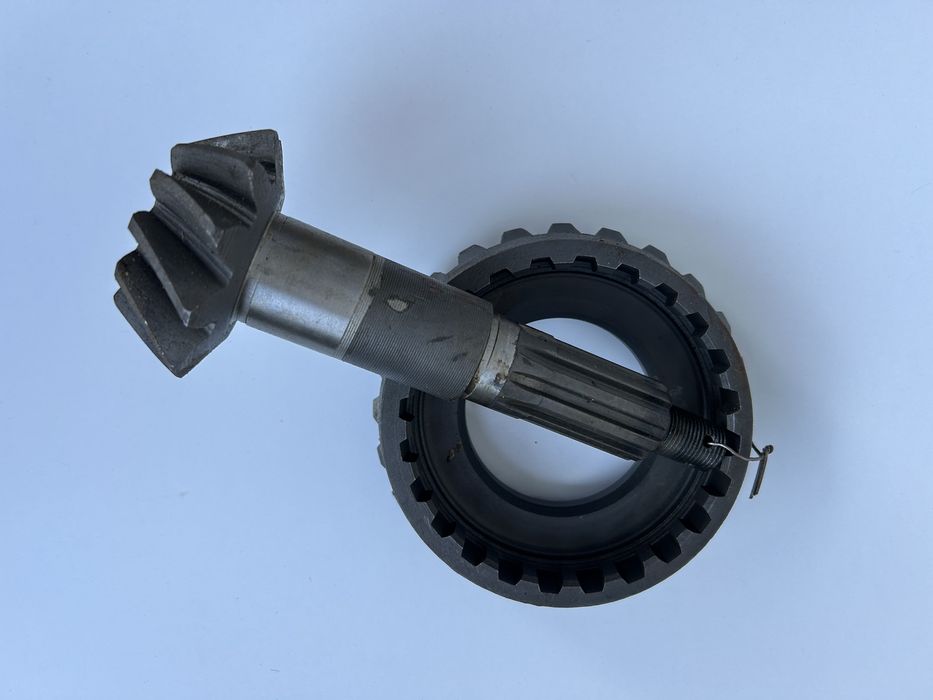 Пиньон и корона за преден мост МТЗ 82, Беларус, Болгар