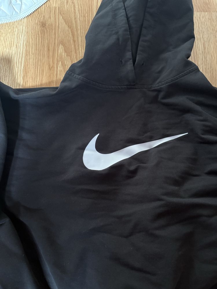 Суичър nike черен