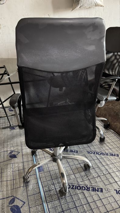 Ofisniy kreslo aiko brendidan