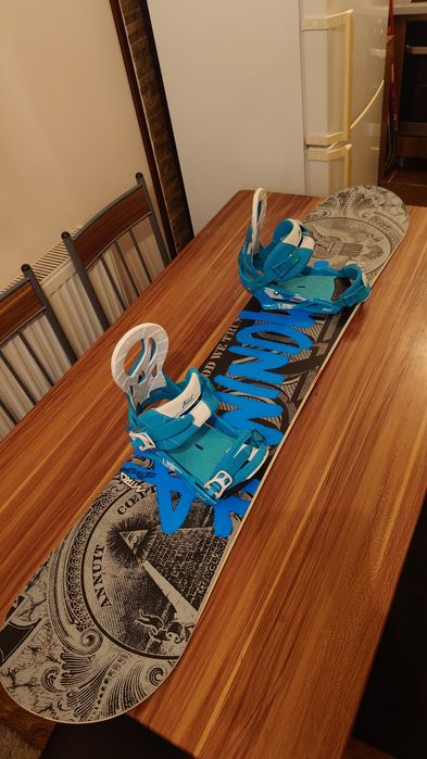 Placa Snowboard Nitro Swindle 148 cm cu legaturi Nitro M