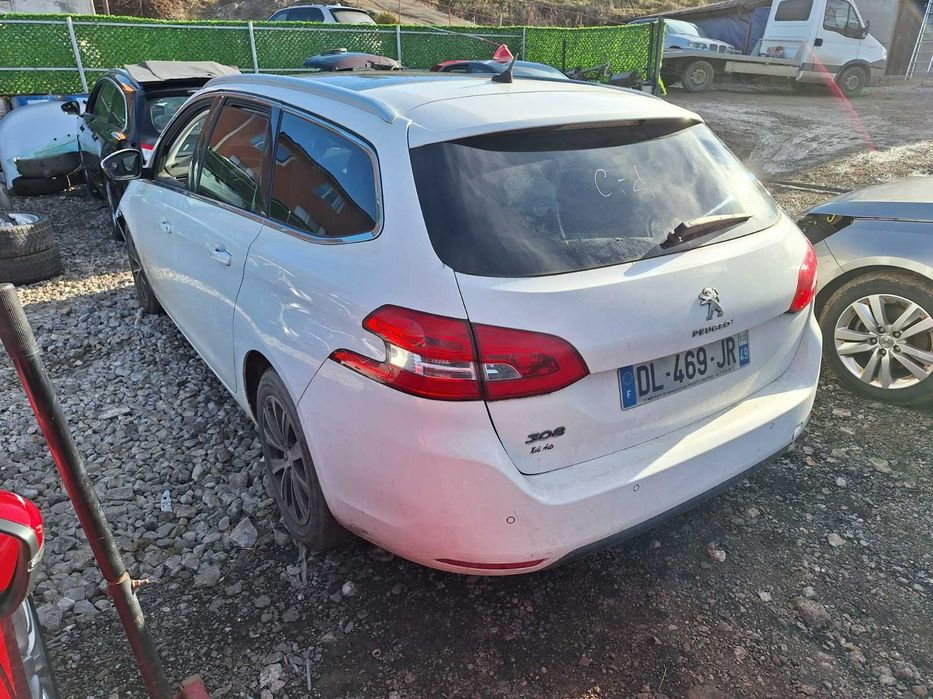 Peugeot 308 Т9  1.6 HDI 115 Startstop Панорама - на части