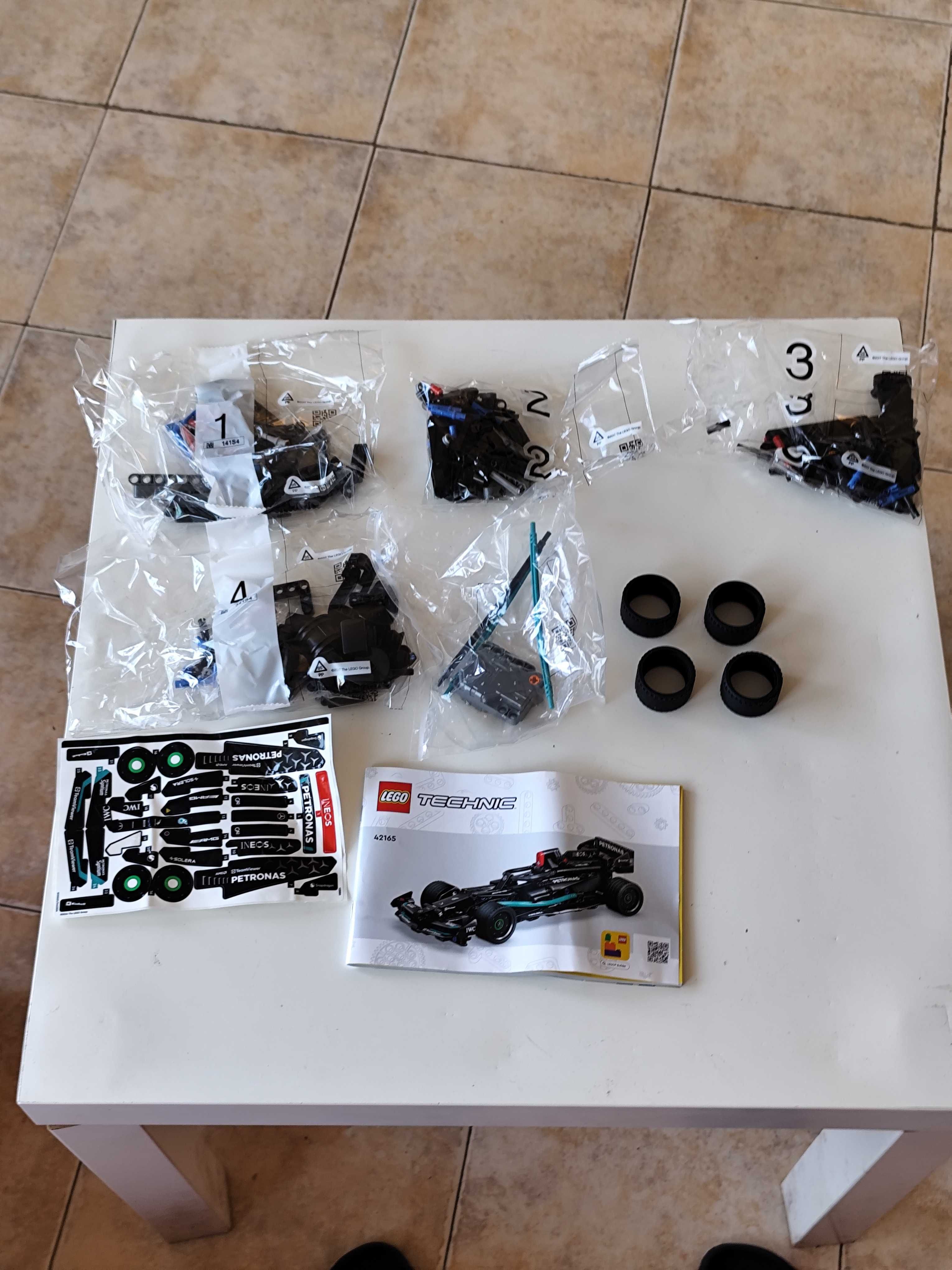 LEGO Technic Mercedes-AMG F1 W14 E Performance Pull-Back 42165