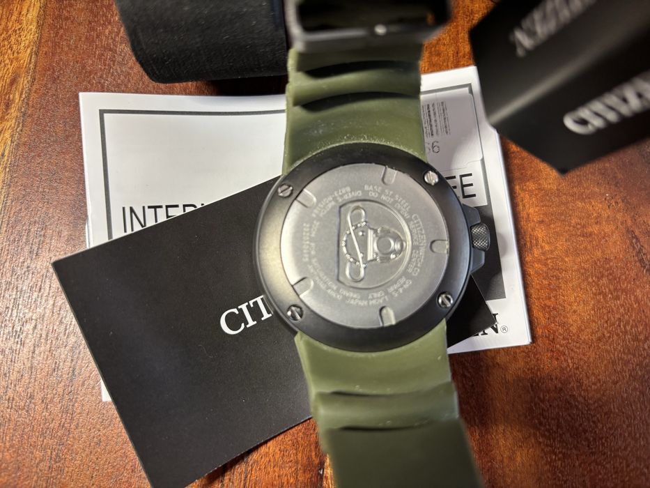 CITIZEN Ecodrive Stahl solar 300 m