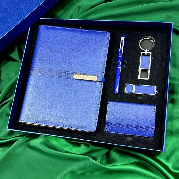 Подарочные наборы