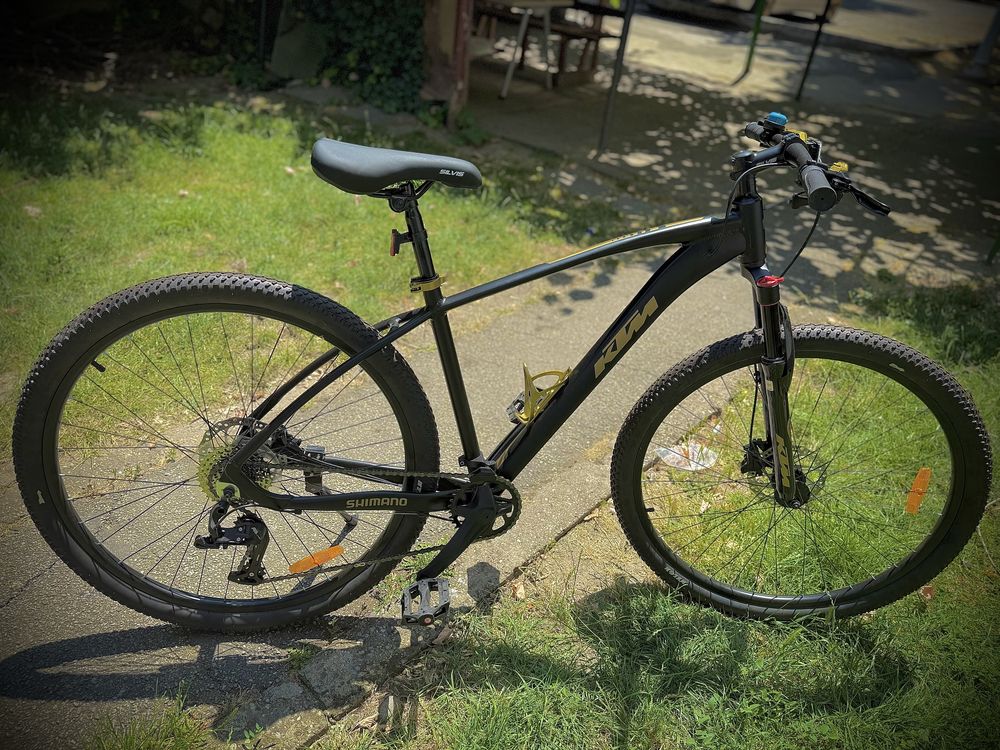 Bicicleta KTM noua frane hidraulice suspensie fata reglabila roti 29