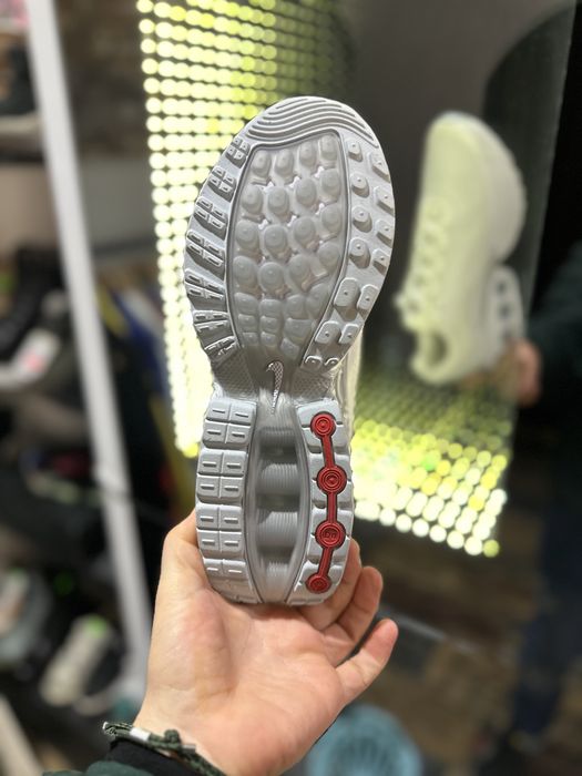 Nike DN/Prinde Oferta 4+1 Doar in magazinul fizic !