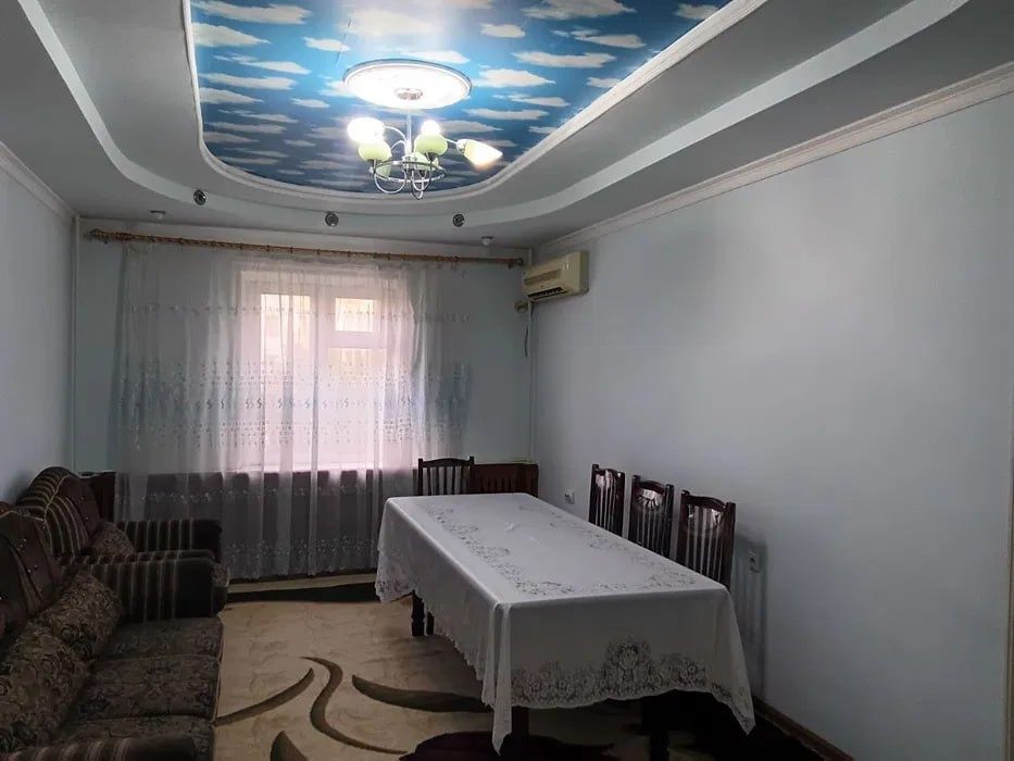 Shayhontohur rayon tinchlik metroda 2 xonali kvartira ijaraga beriladi