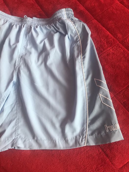 Pantaloni scurti  Hummel