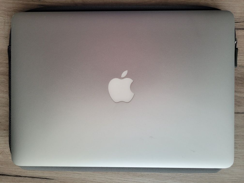 Vand Macbook Air Model A1466 13"