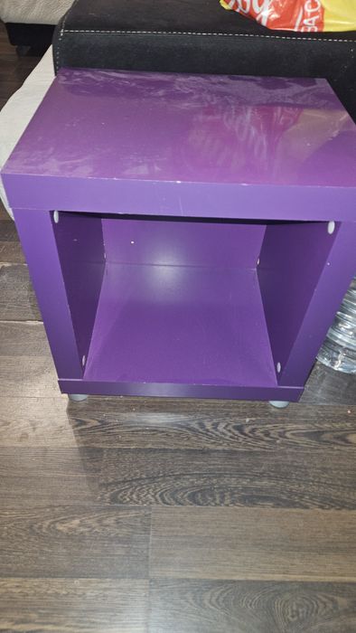 Мебели - шкаф/скрин, етажерки и стъклена маса