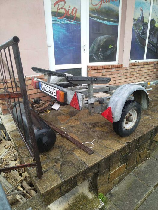 Колесар за лодка и Мотор.Ямаха  9.9 к