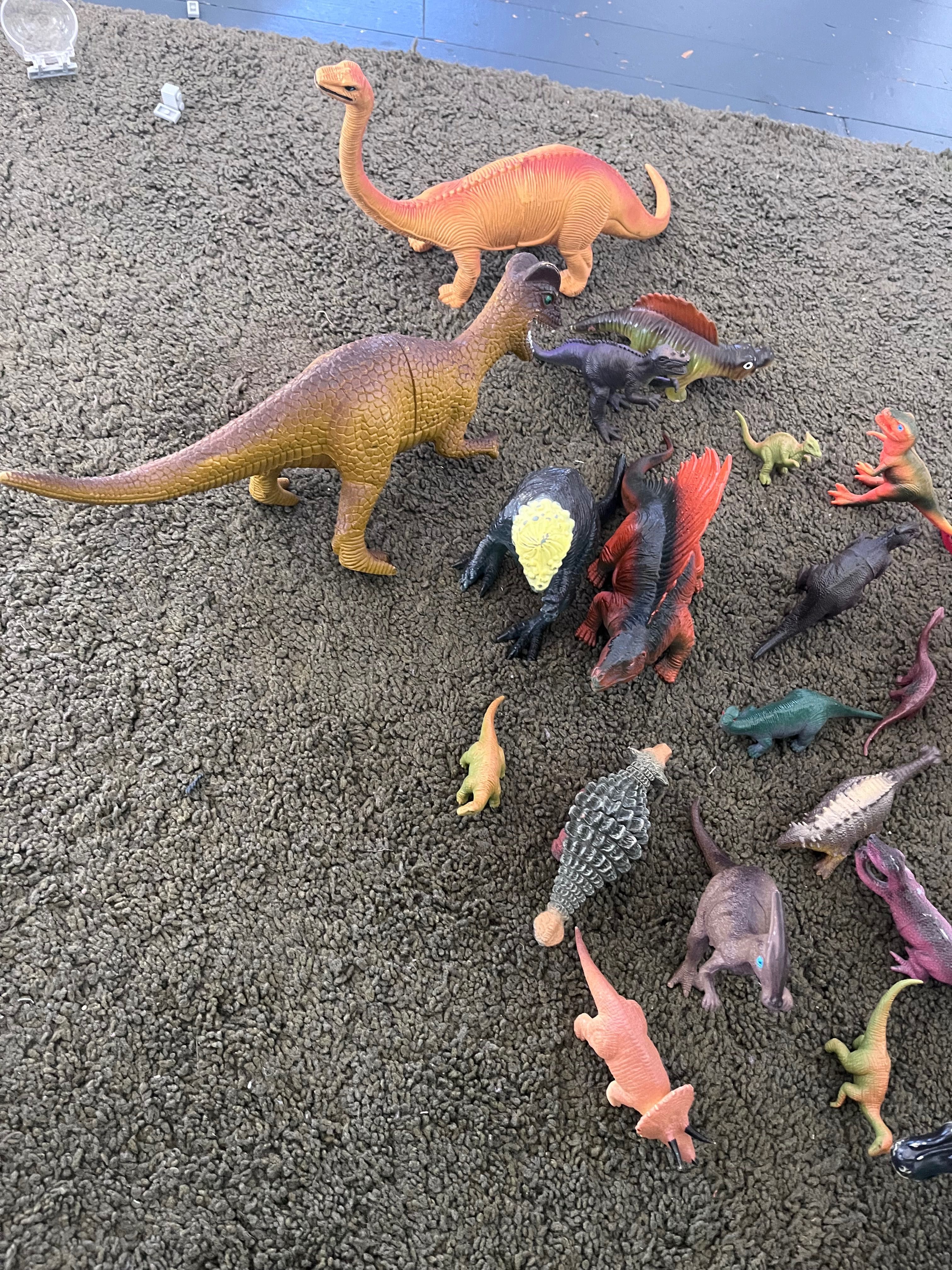 Jucării dinozauri