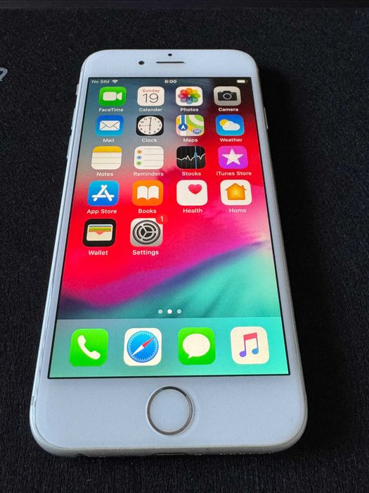 iPhone 6 16GB – запазен, батерия 83%, без забележки + 8 калъфа подарък