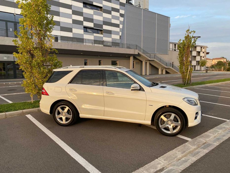 Mercedes-Benz ML350 BlueTec 4MATIC 2012 – Echipare Premium, Stare Bună