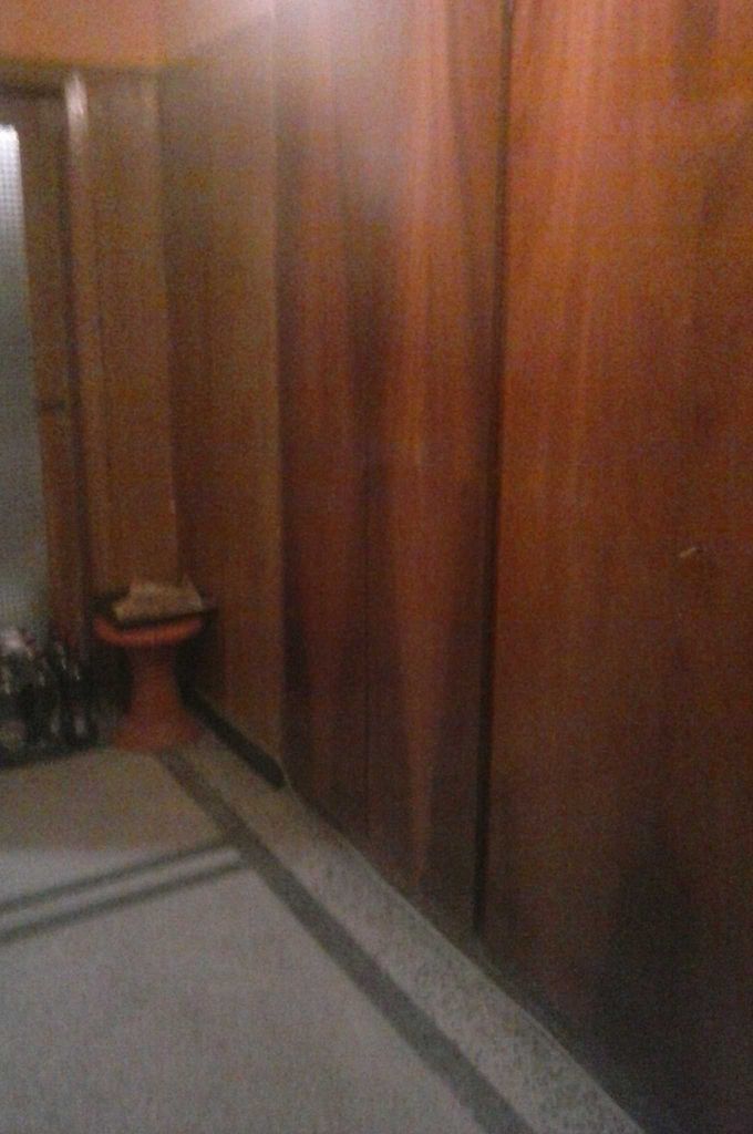 Продава се Четиристаен апартамент в Стара Загора, Център - 92 кв.м за 915 €/кв.м - Снимка #3