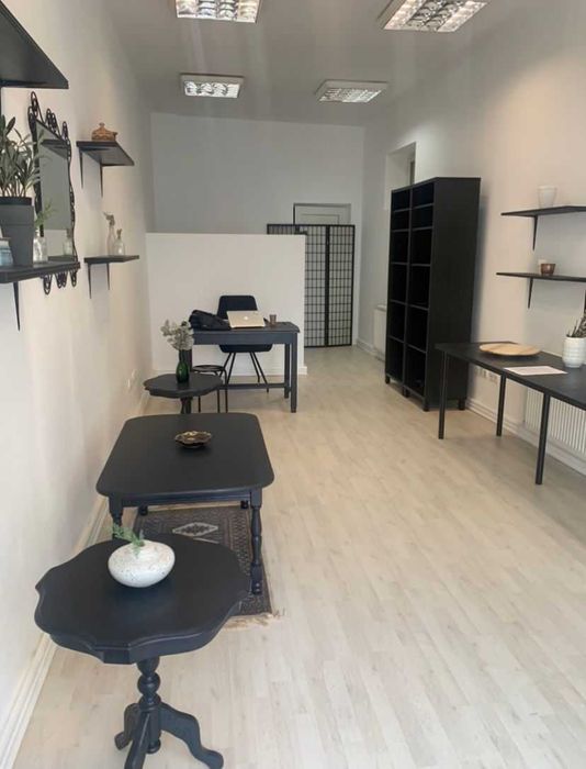 Spațiu comercial ultracentral – Strada Primăriei Oradea – 35 mp