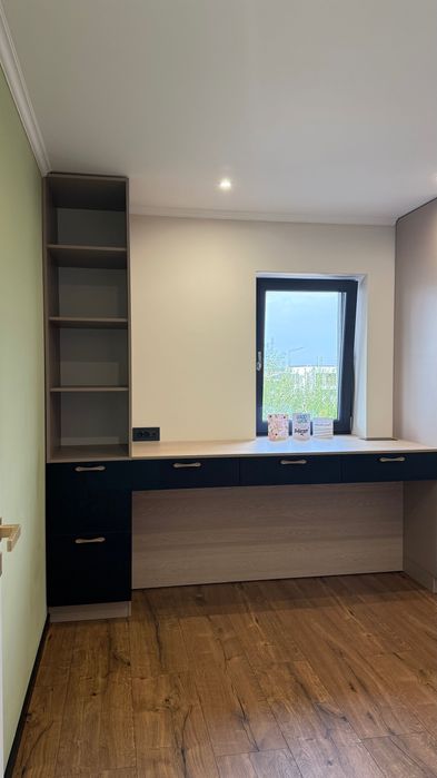 Mobilier birou plus dulapuri si sertare birou