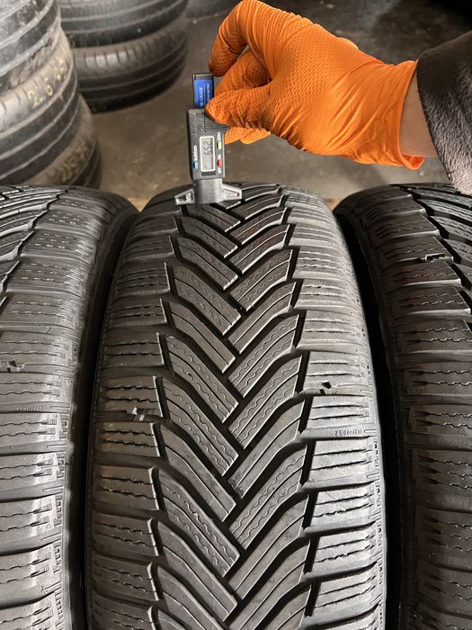 4 anvelope iarna 205/55/16 , Michelin 6.5-7 mm , DOT 2022