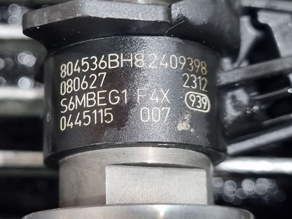 Injector Nissan Qashqai 2.0 D 2008 - 2010 150CP M9R Euro4 (1344) Diesel 0445115007