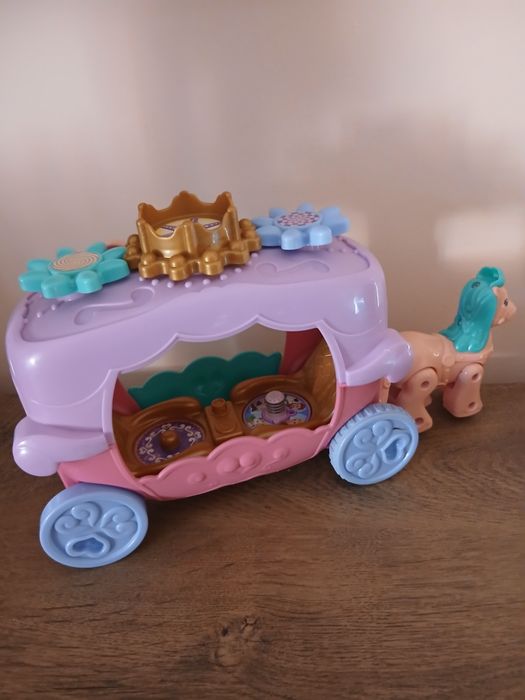 Unicorn, trasura si 2 printese Vtech