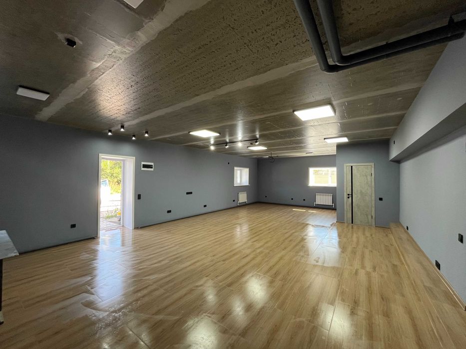 Коммерческое помещение свободной планировки в новом доме