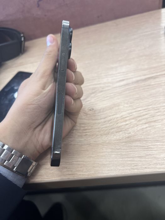 iPhone 13 Pro Grafit
