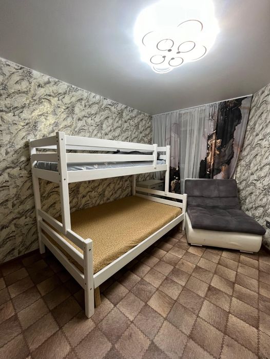 Продам кровать очень хорошая с лесницей