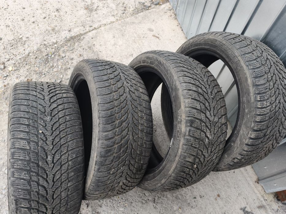 Set 4 anvelope iarna Nokian 225/45 R17