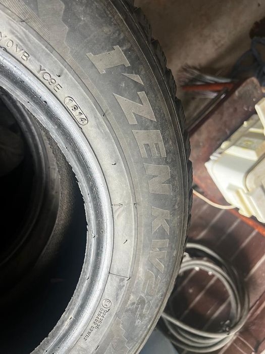 Продам зимнюю шипованую резину
