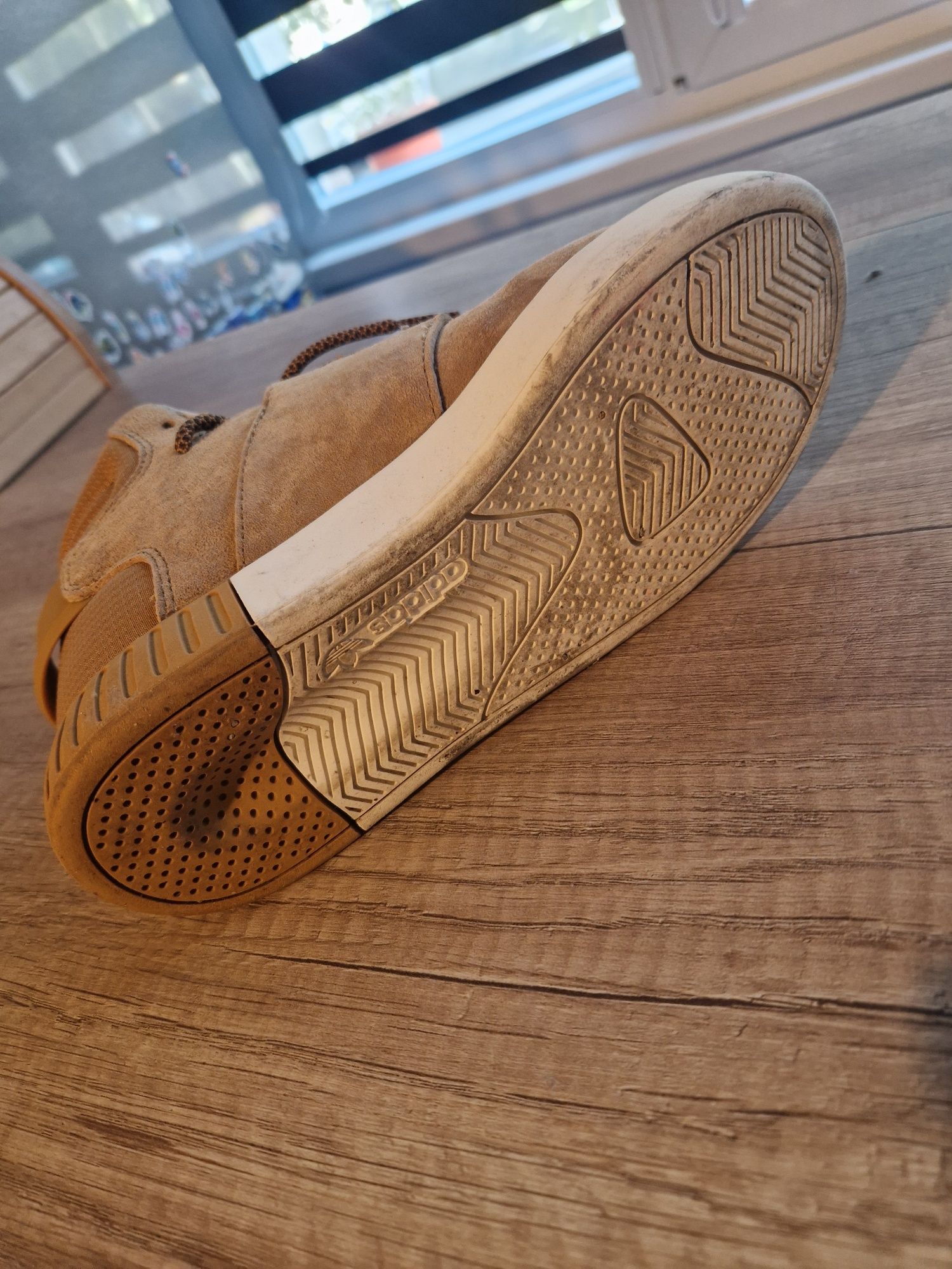 Маратонки Adidas