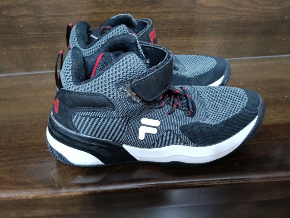 Adidași Fila mărime 38